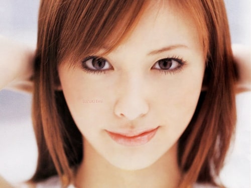 Emi Suzuki