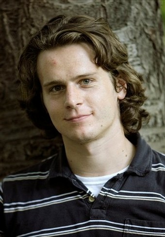 Jonathan Groff