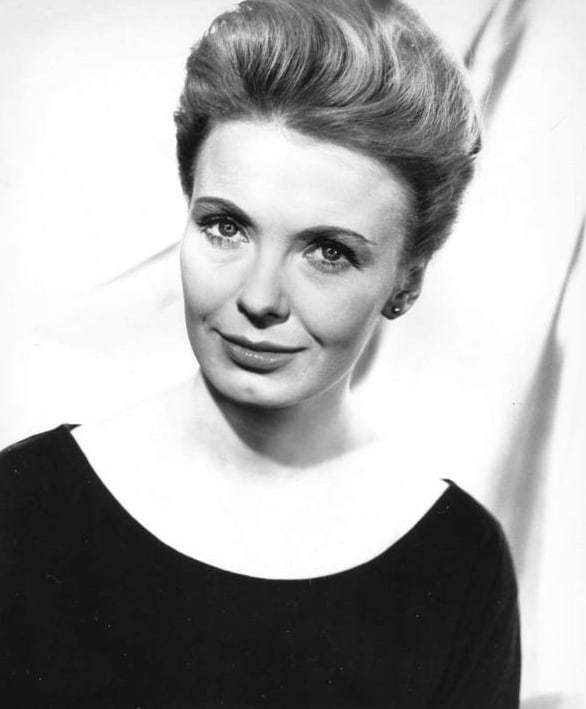 Elizabeth Shepherd Elizabeth Shepherd