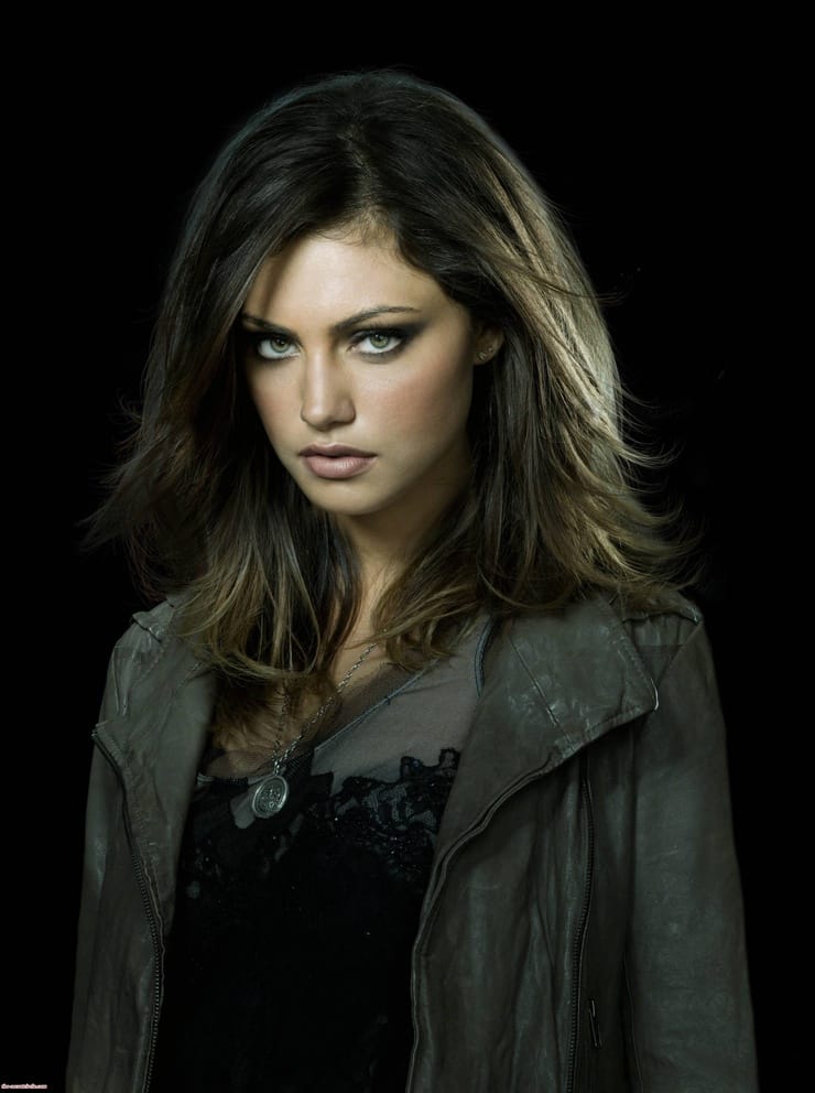 Phoebe Tonkin