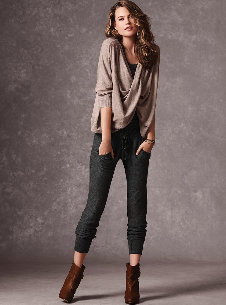Behati Prinsloo Behati Prinsloo