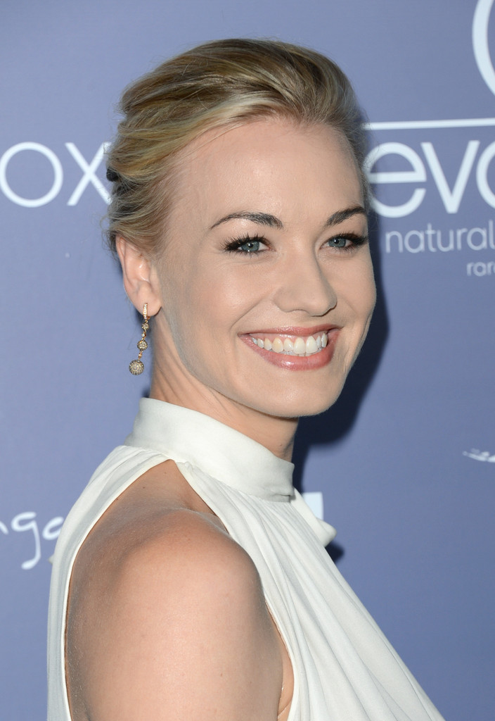 Yvonne Strahovski