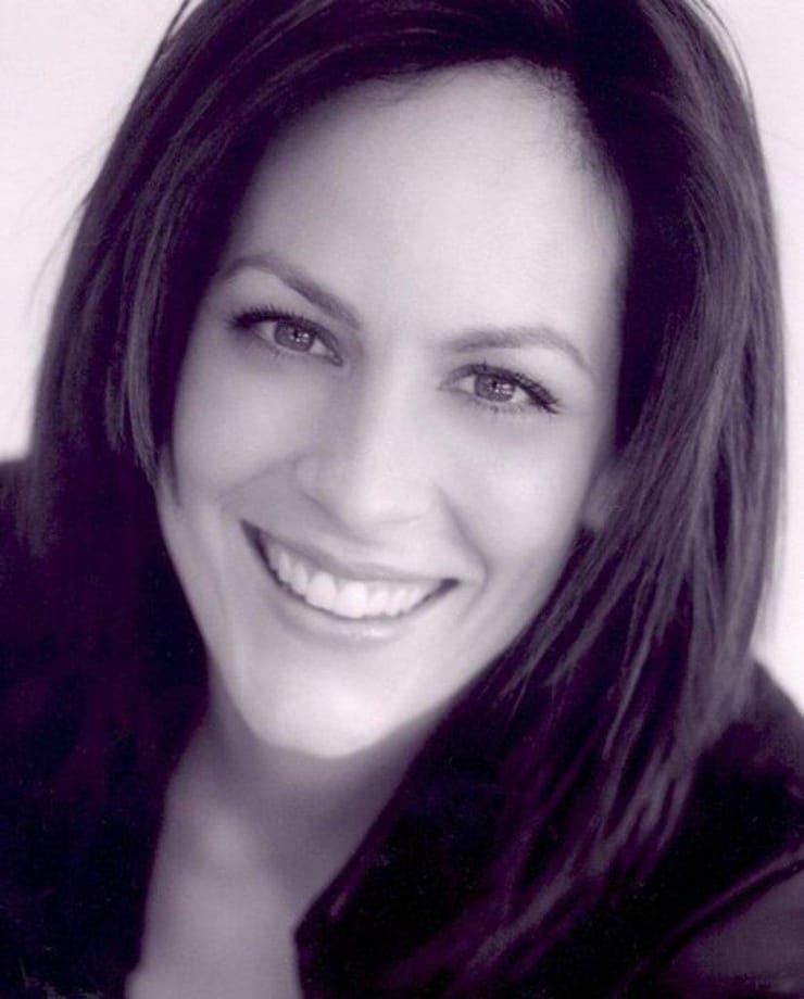 Annabeth Gish