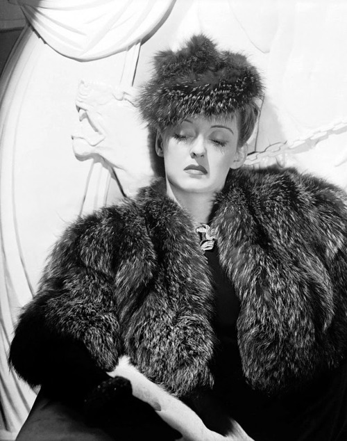 Bette Davis