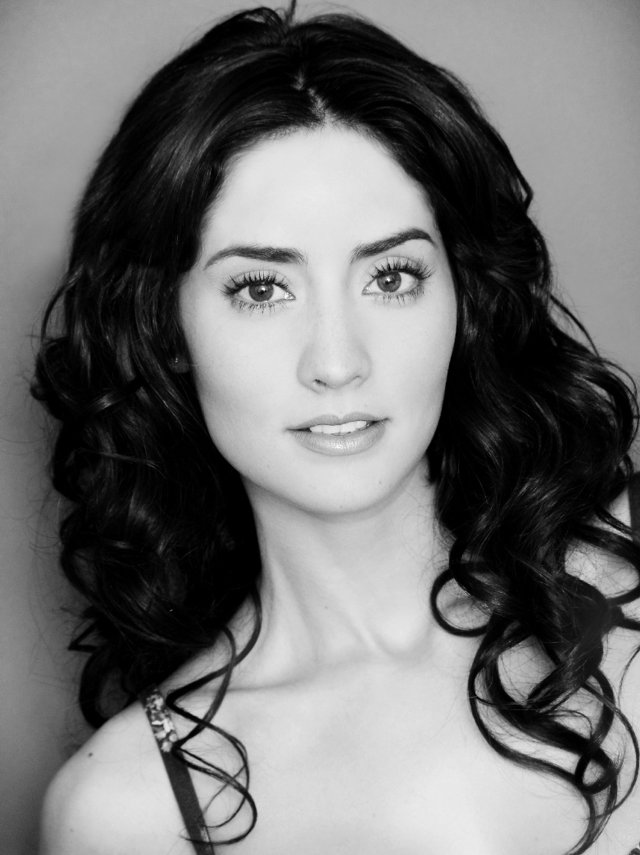 Paola Núñez