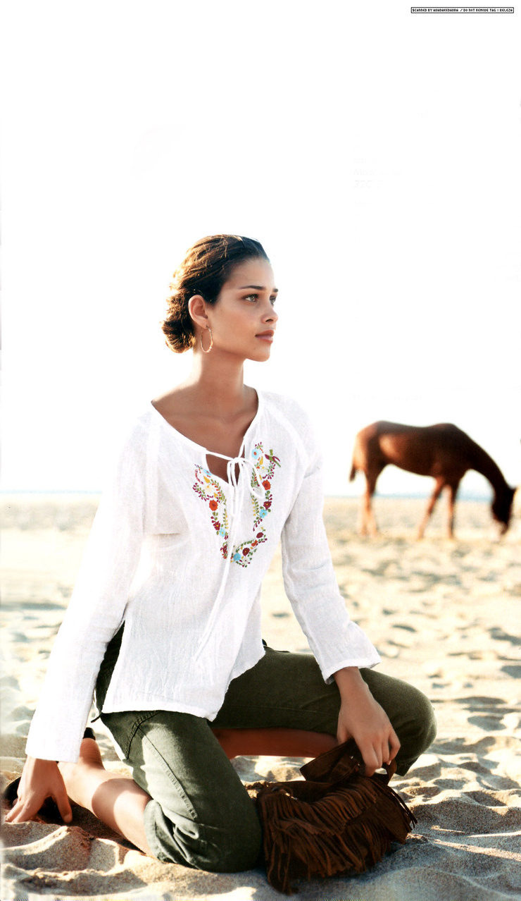 Ana Beatriz Barros Ana Beatriz Barros