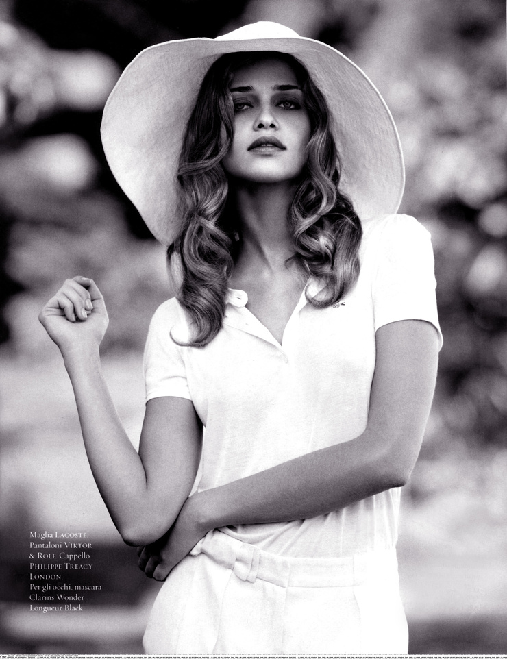 Ana Beatriz Barros Ana Beatriz Barros