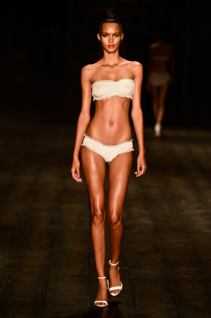 Lais Ribeiro Lais Ribeiro