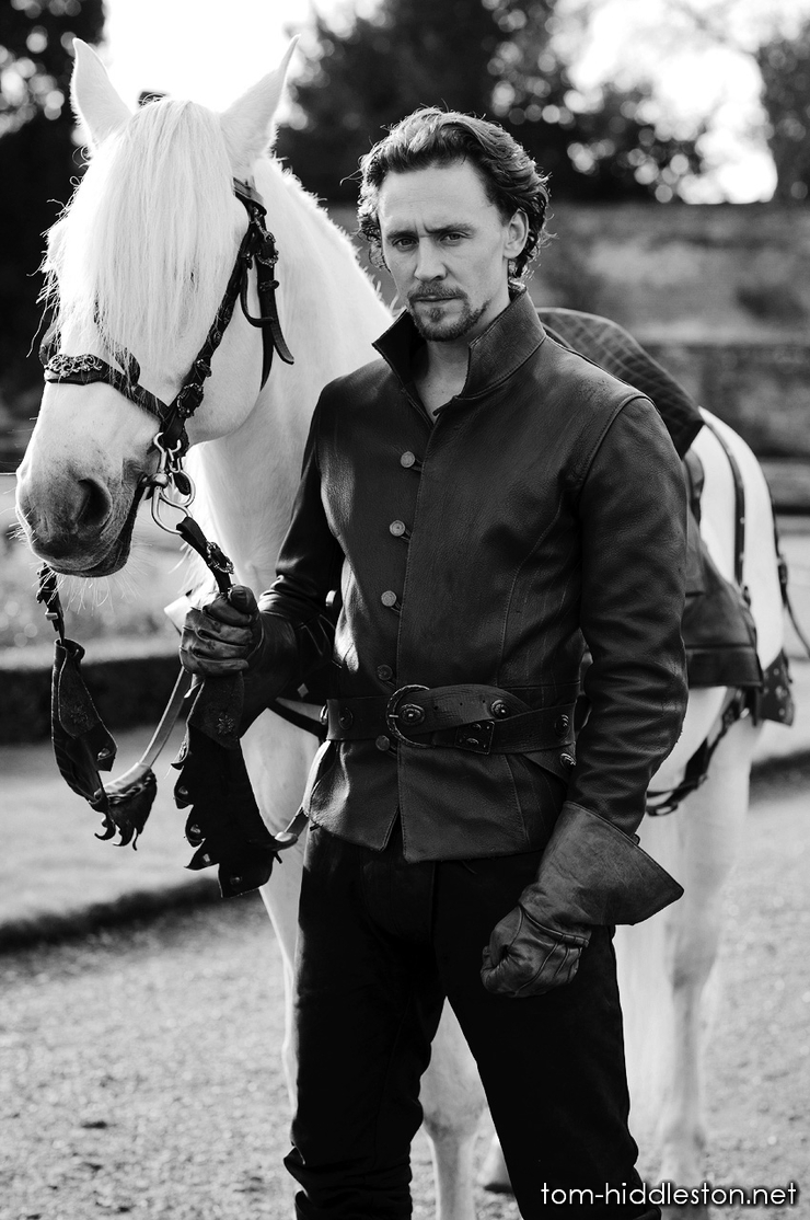 Tom Hiddleston