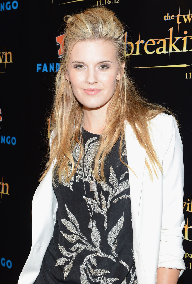 Maggie Grace