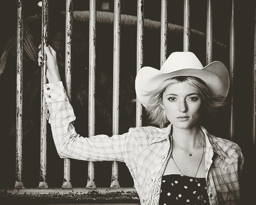 Sophie Sumner