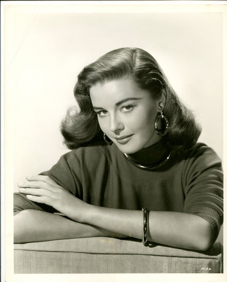 Elaine Stewart