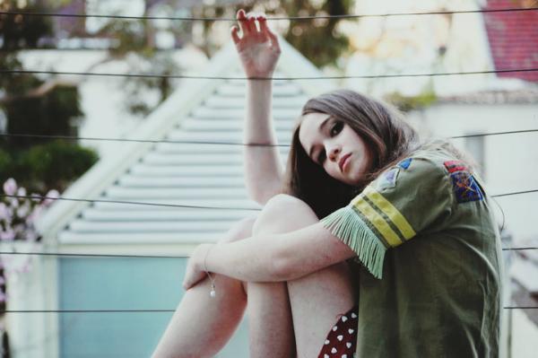 Alice Englert