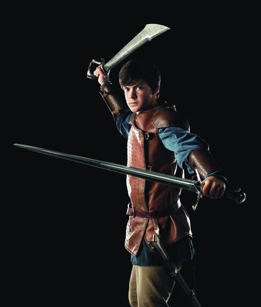 Skandar Keynes
