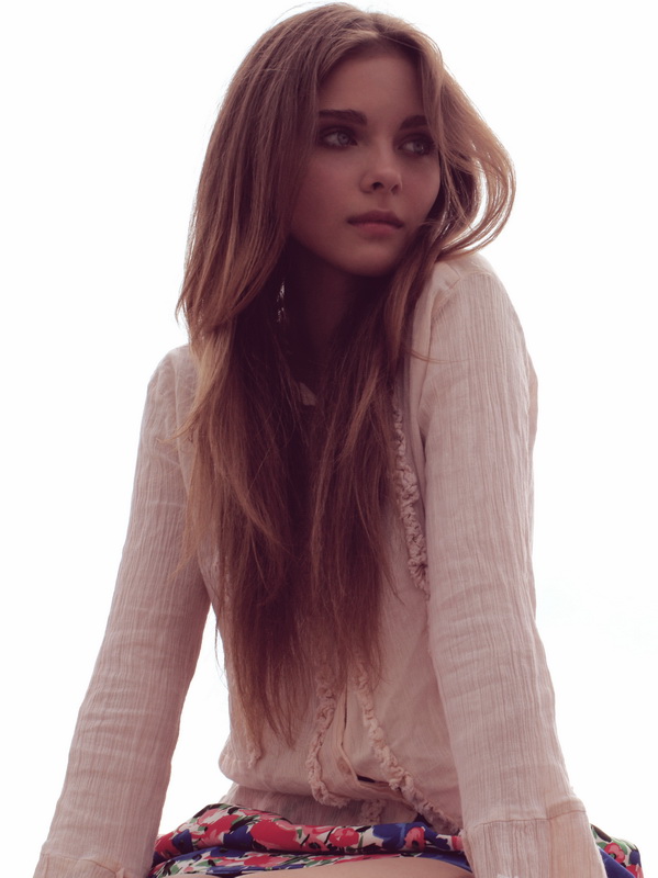 Anya Summers Anya Summers