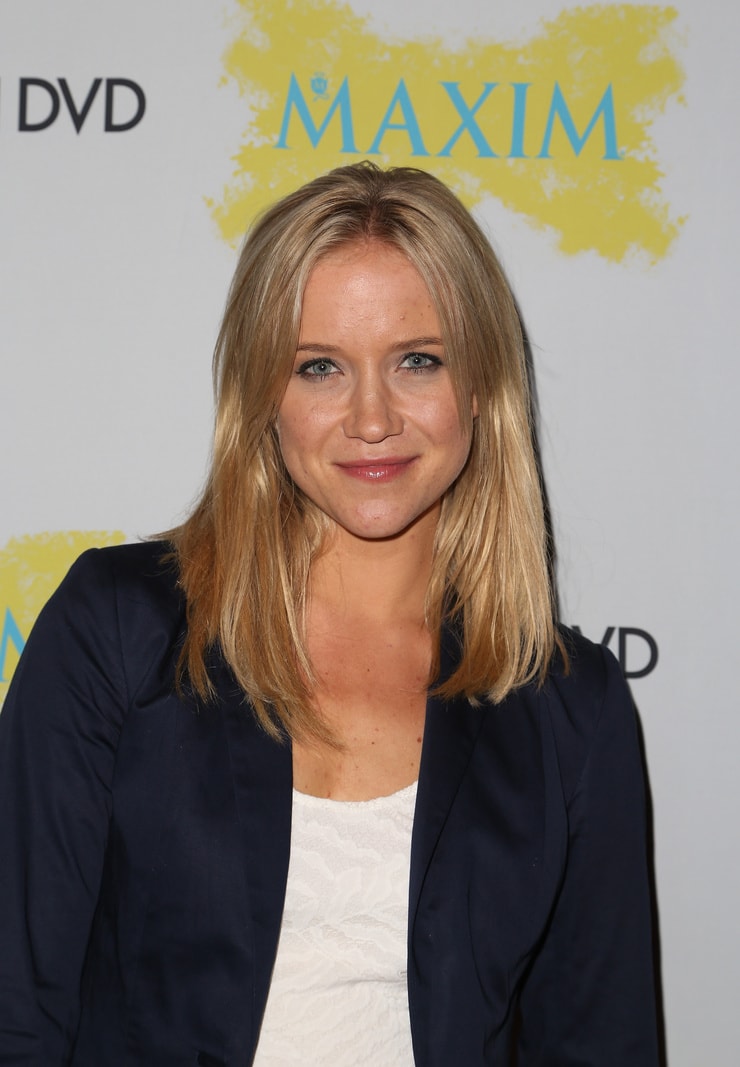 Jessy Schram