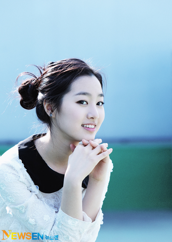 Jin Se-Yeon