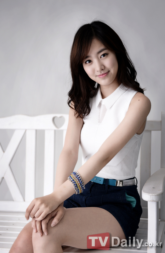 Picture of Jin Se-Yeon
