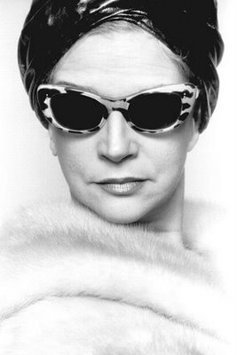 Tônia Carrero Tônia Carrero