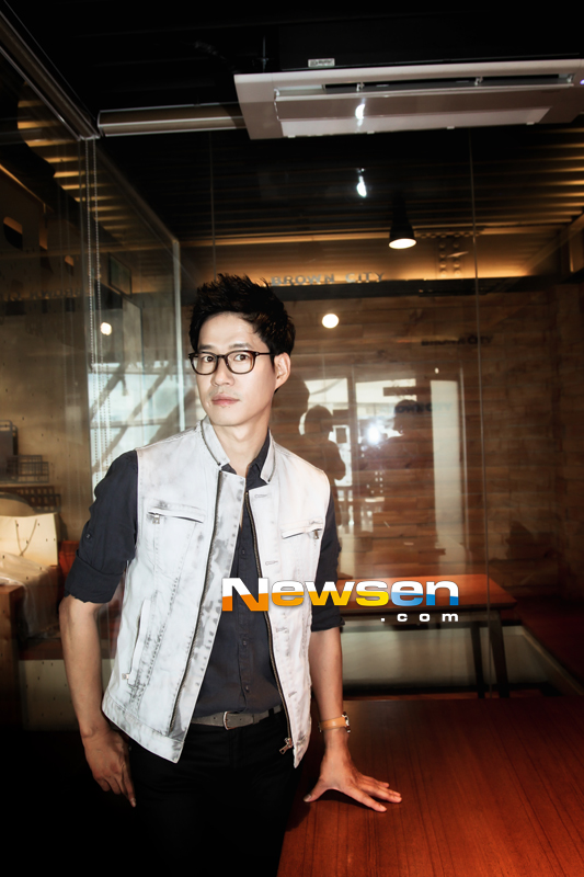 Jun-Sang Yu