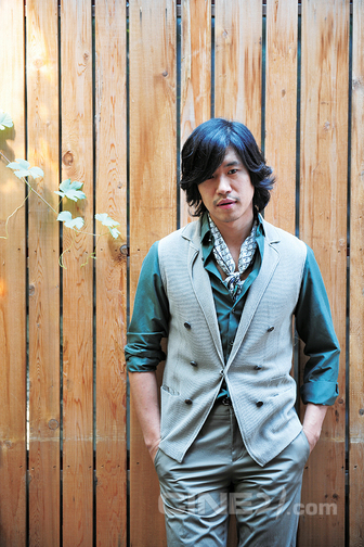Jun-Sang Yu
