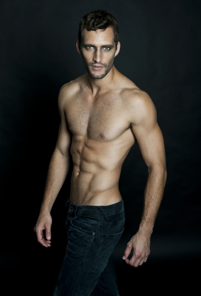 Thomaz De Oliveira Thomaz De Oliveira