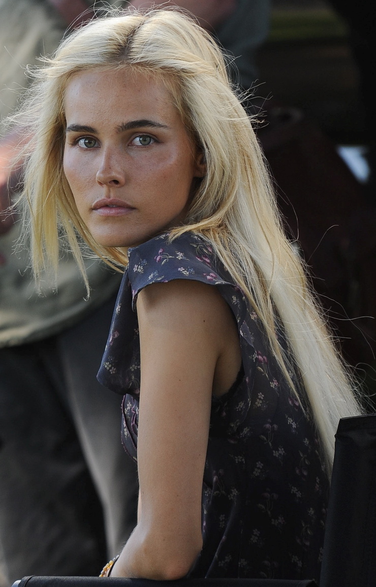 Isabel Lucas