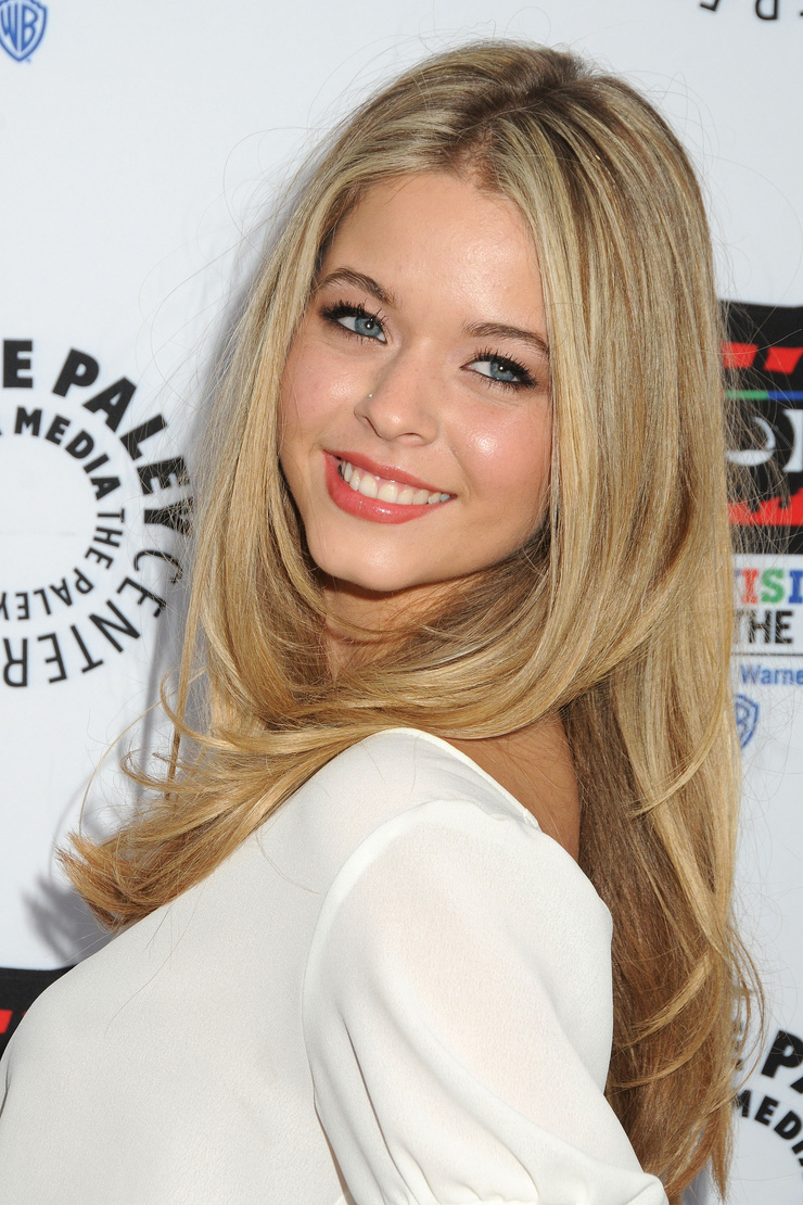 Sasha Pieterse Sasha Pieterse