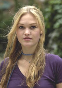 Julia Stiles