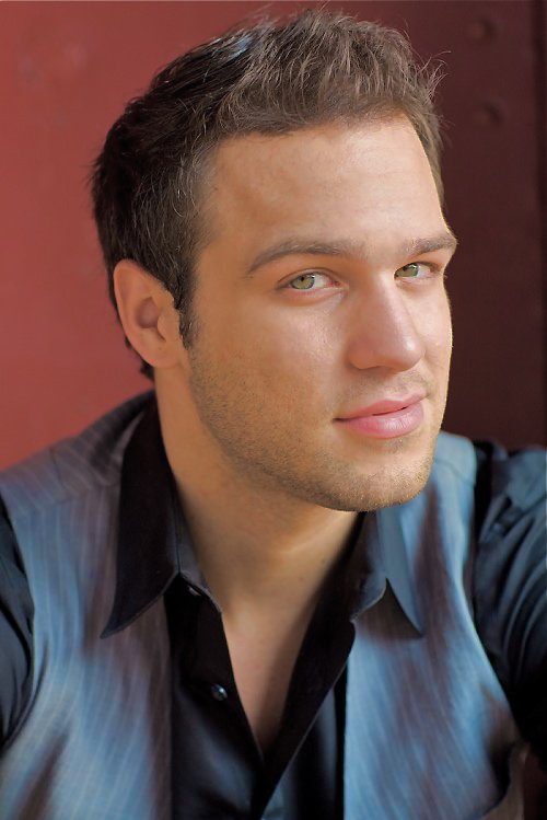 Tasos Mikroulis