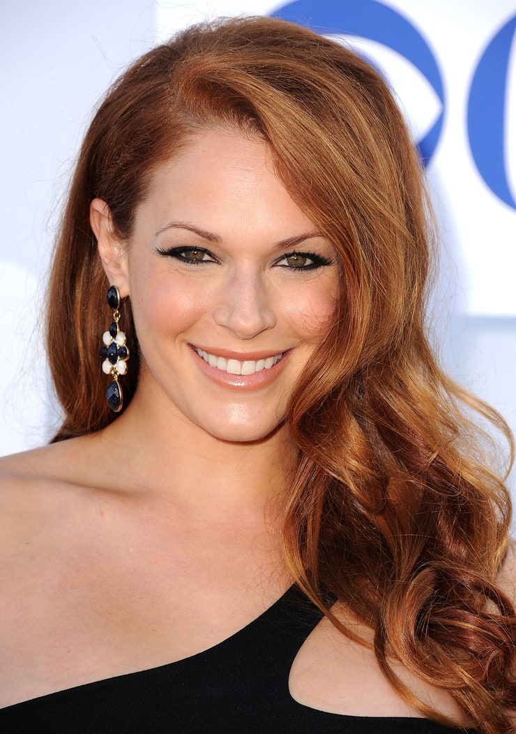 Amanda Righetti