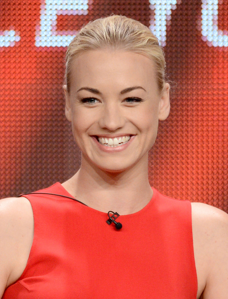 Yvonne Strahovski Yvonne Strahovski