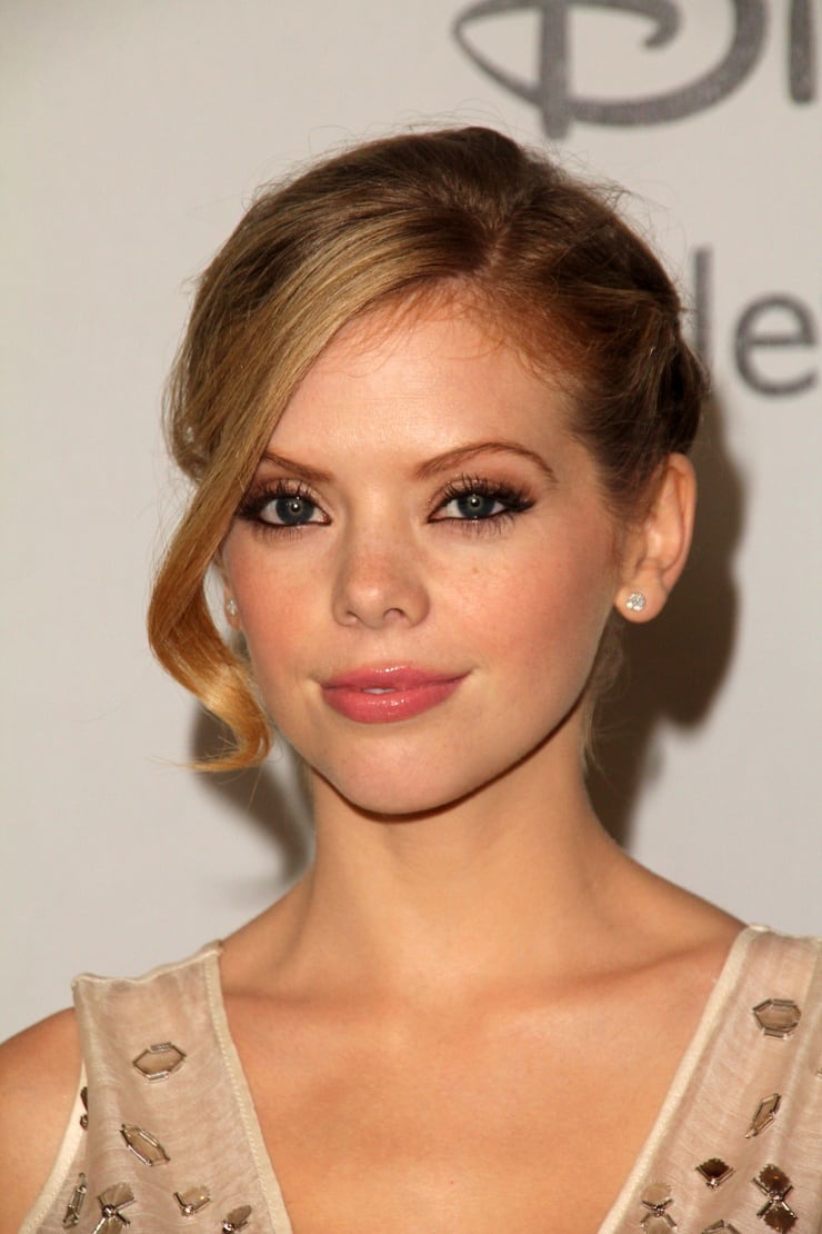 Dreama Walker