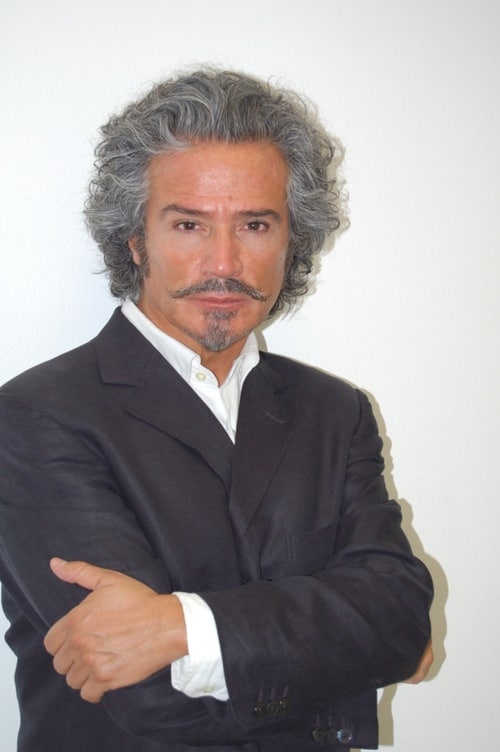 René Casados