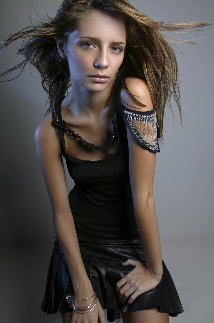 Mischa Barton Mischa Barton