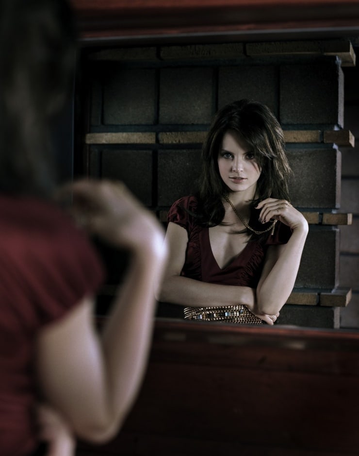 Mena Suvari Mena Suvari