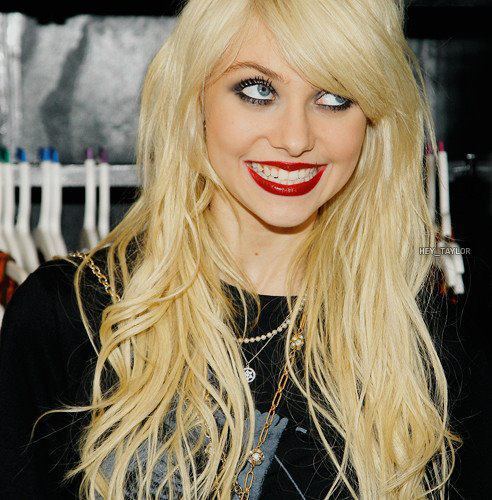 Taylor Momsen