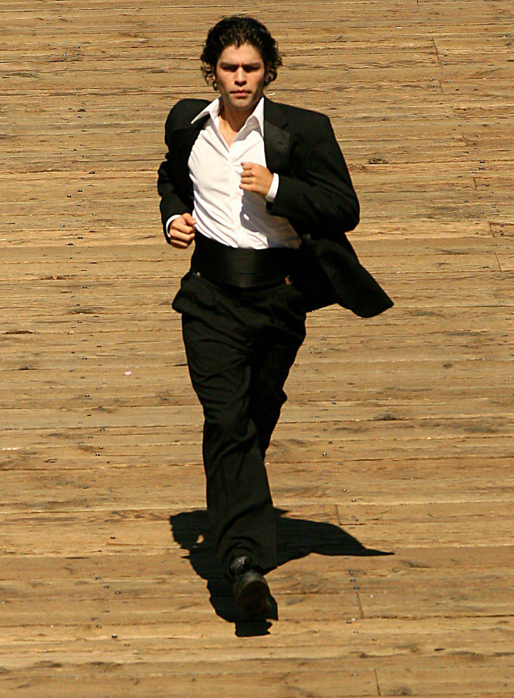 Adrian Grenier