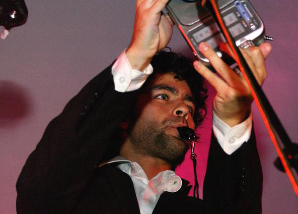 Adrian Grenier