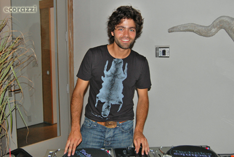 Adrian Grenier