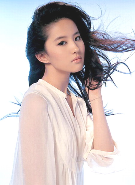 Yifei Liu