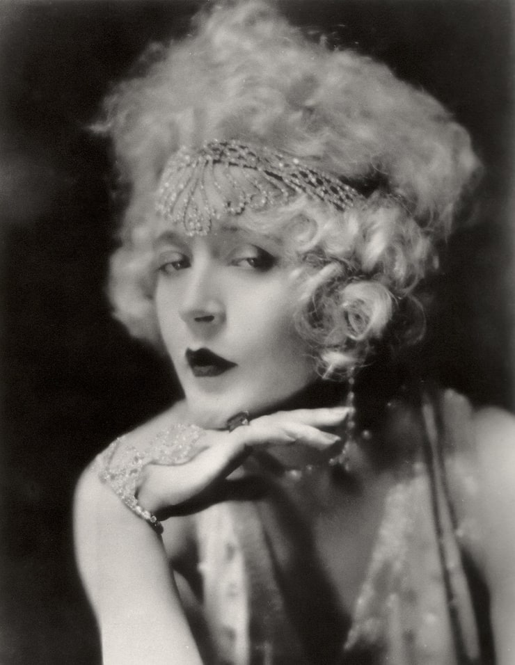 Mae Murray