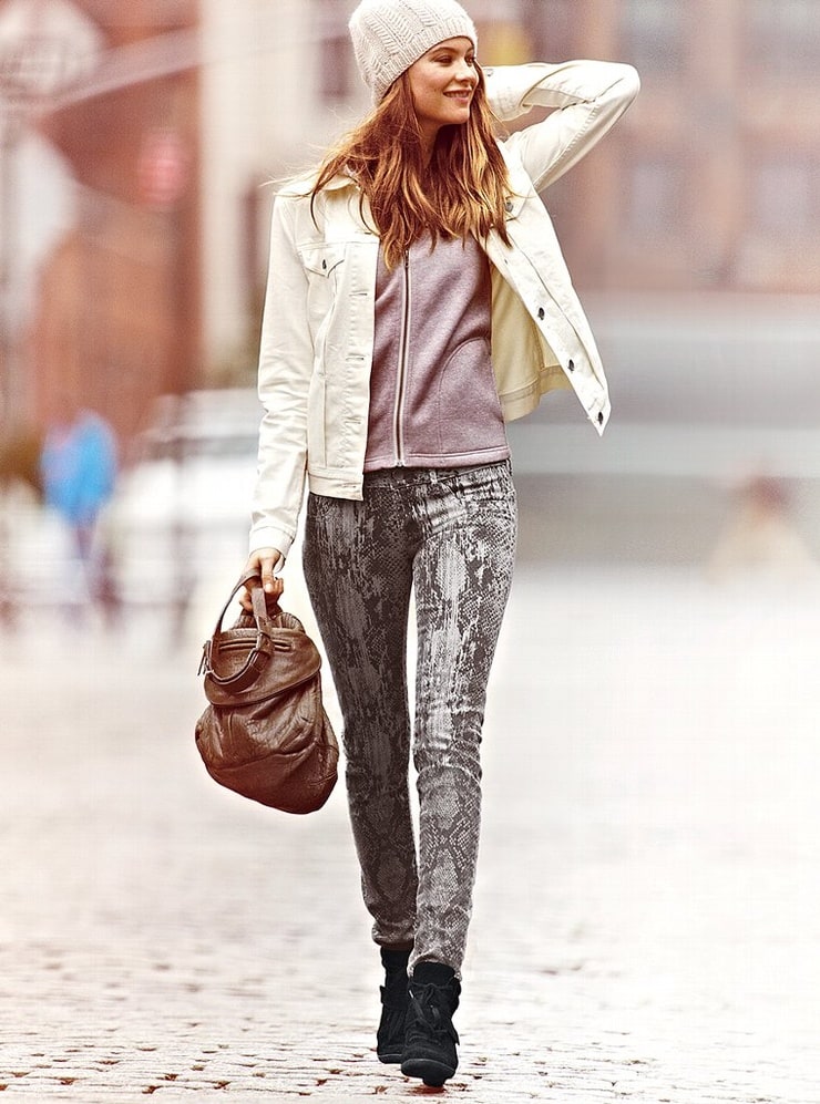 Behati Prinsloo Behati Prinsloo