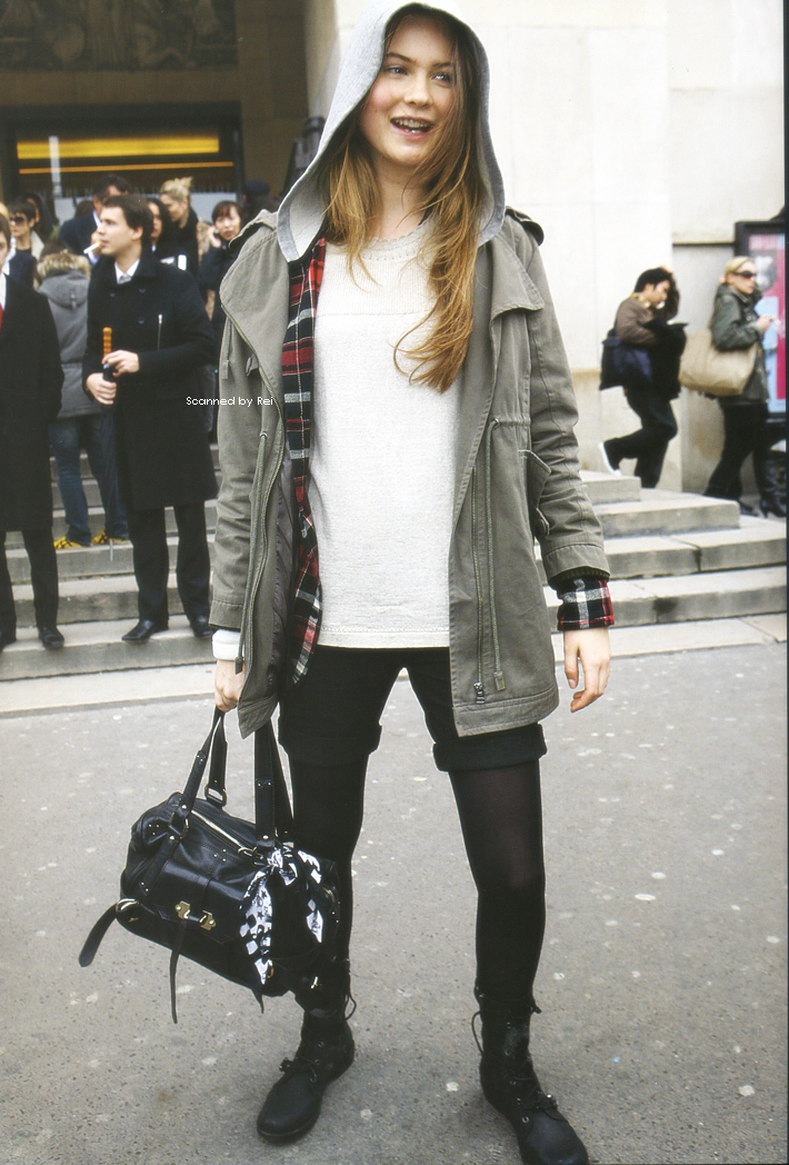 Behati Prinsloo Behati Prinsloo
