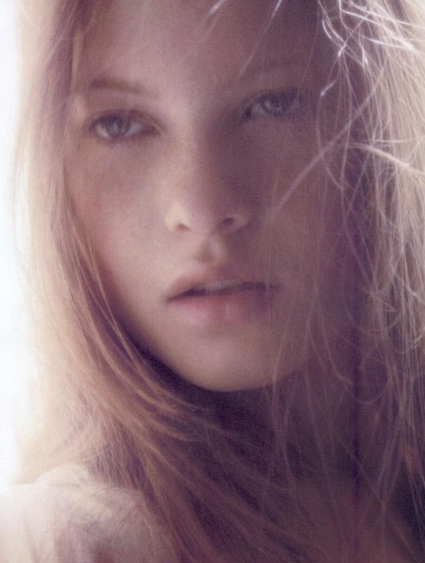 Behati Prinsloo Behati Prinsloo