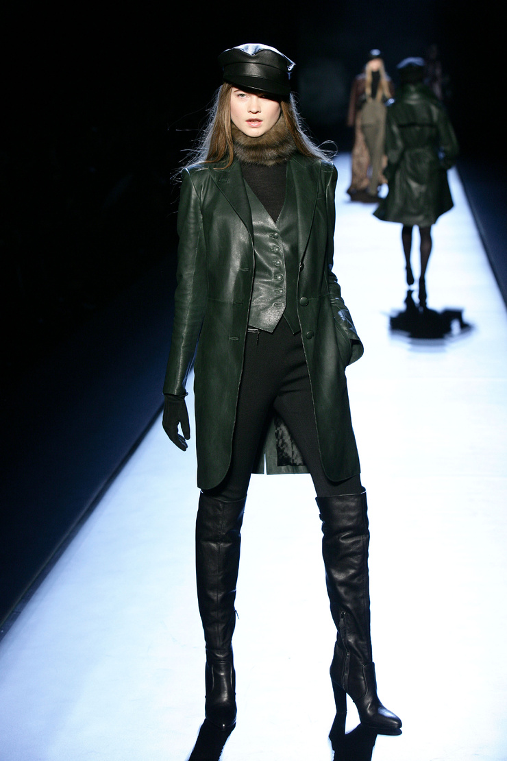 Behati Prinsloo Behati Prinsloo