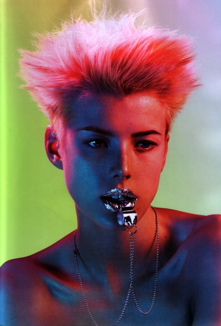 Picture of Agyness Deyn