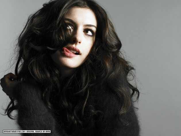 Anne Hathaway Anne Hathaway