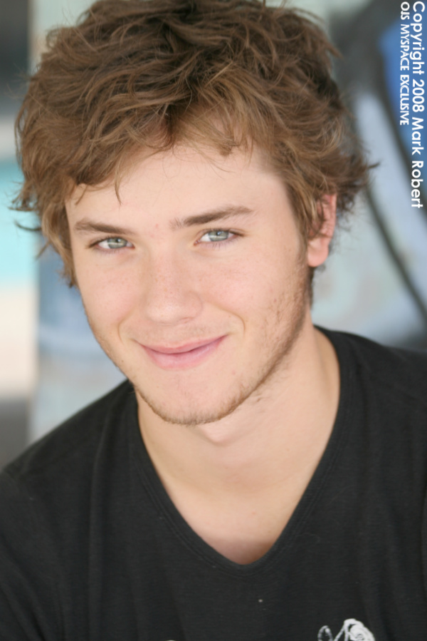 Picture of Jeremy Sumpter