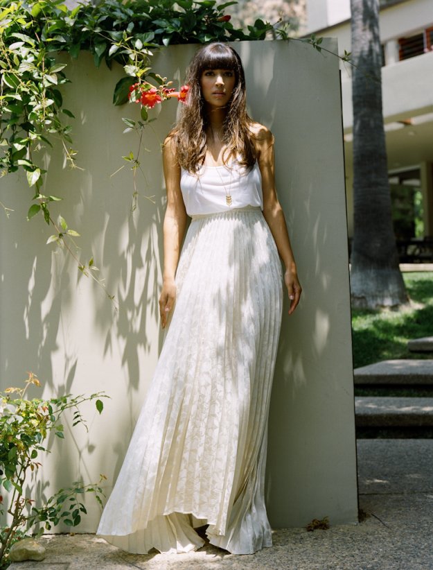 Hannah Simone Hannah Simone